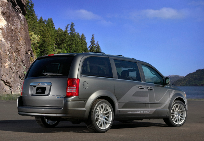 Illustration for article titled Chrysler ENVI Program Updated With New Models, Big Stickers, Bigger Dreams